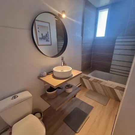4 Personnes Avec Terrasse A 300m De La - Fr-1-309-372 Διαμέρισμα